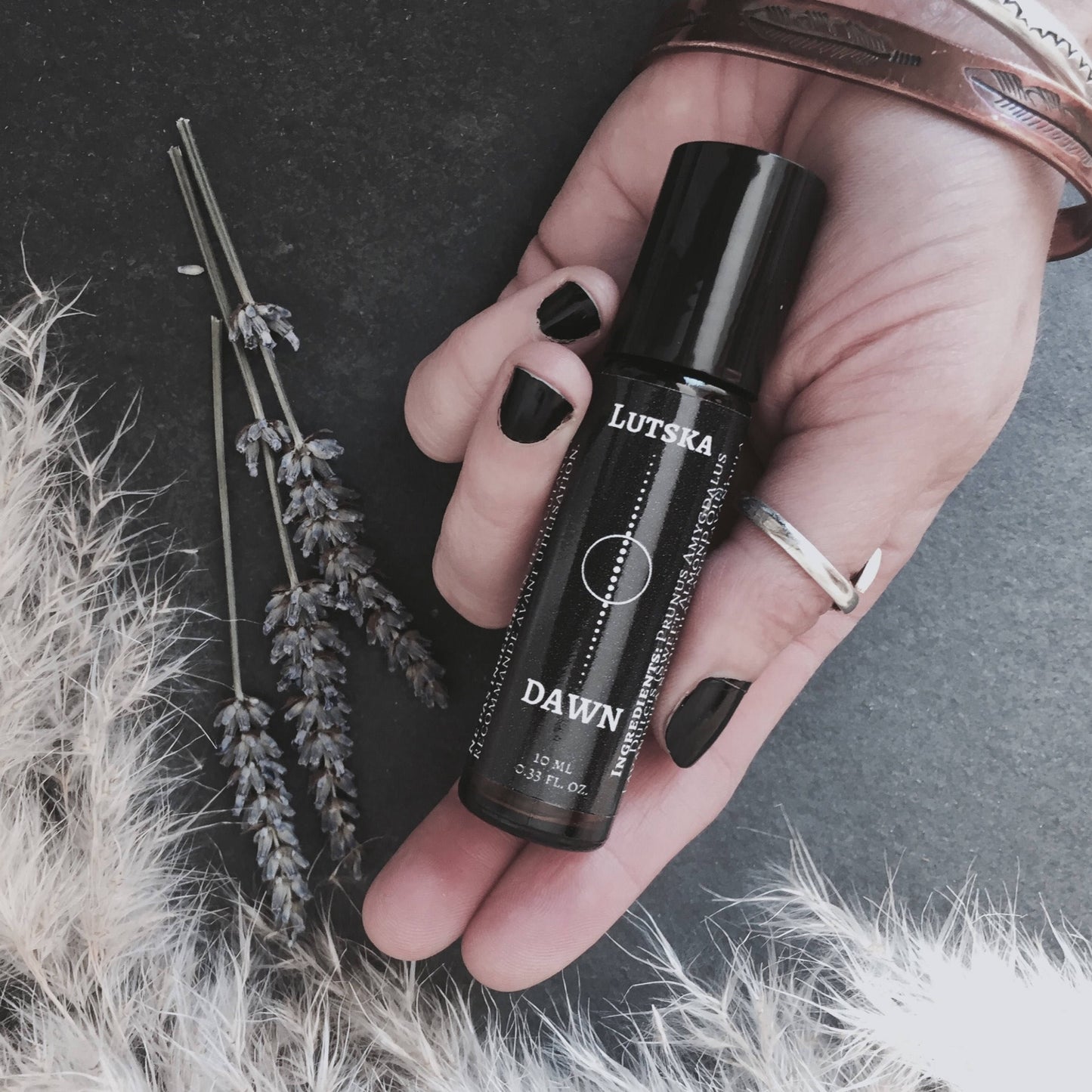 DAWN 🌿 Aromatherapy Perfume Oil Roller