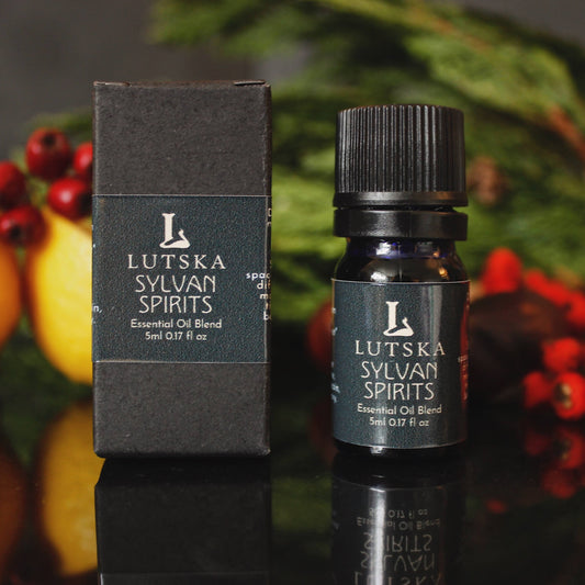 yule christmas essential oil blend for witches