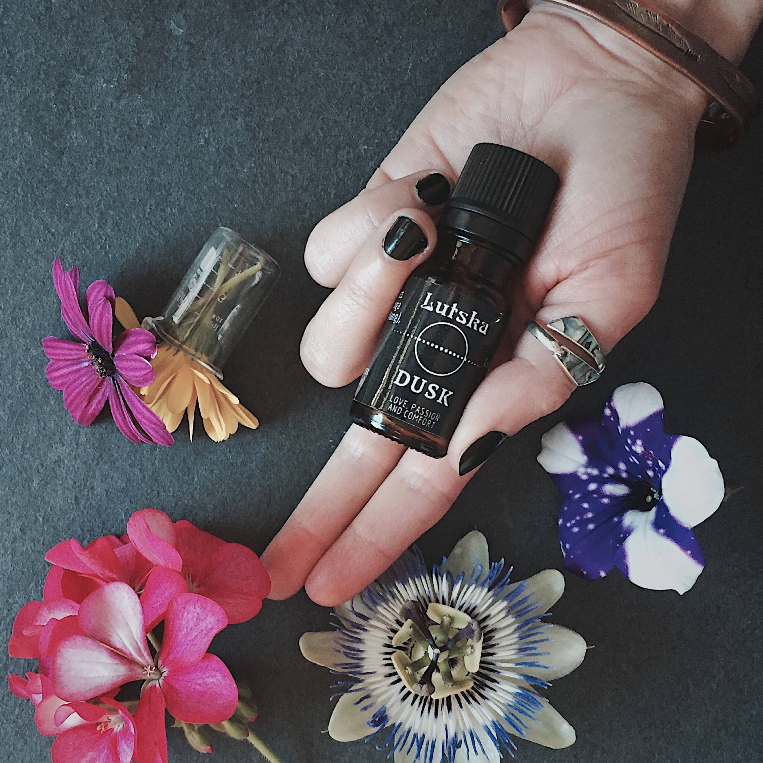 DUSK 💎 Essential Oil Blend