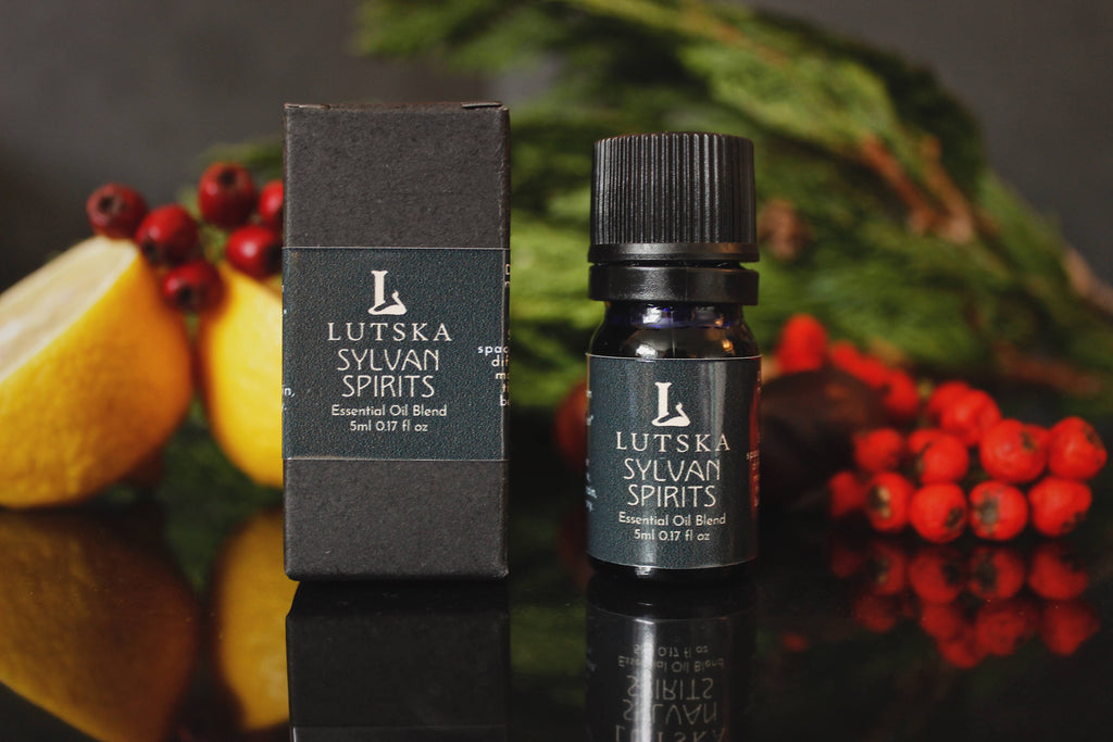 sylvan spirits lutska botanica holiday essential oil blend